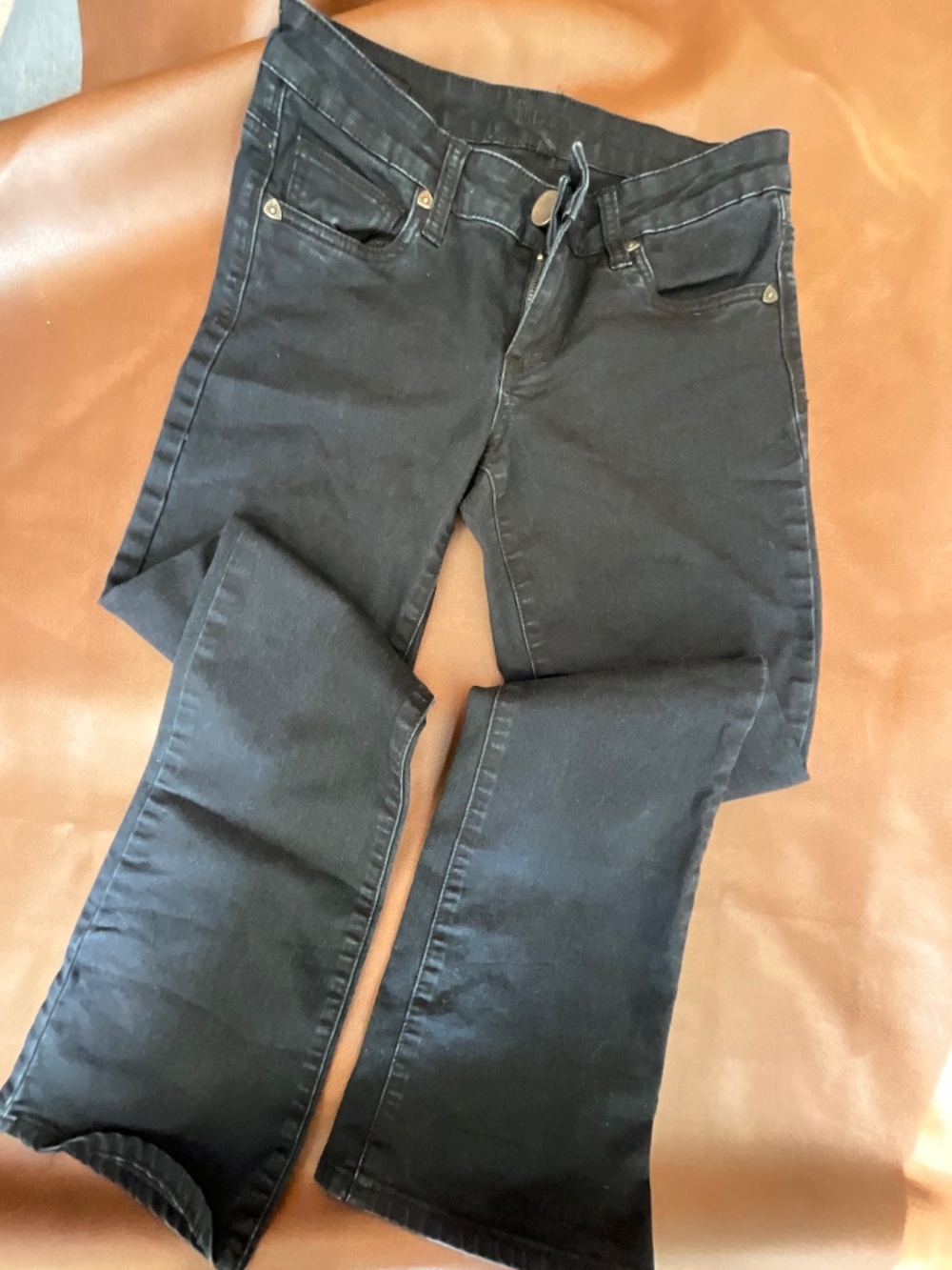 Kut from the Kluth Dark Wash Jeans size 0 Light Flare